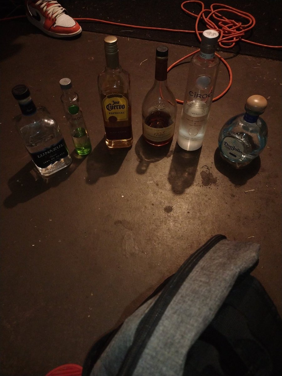 Meetball18's tweet image. Graduation celebration night