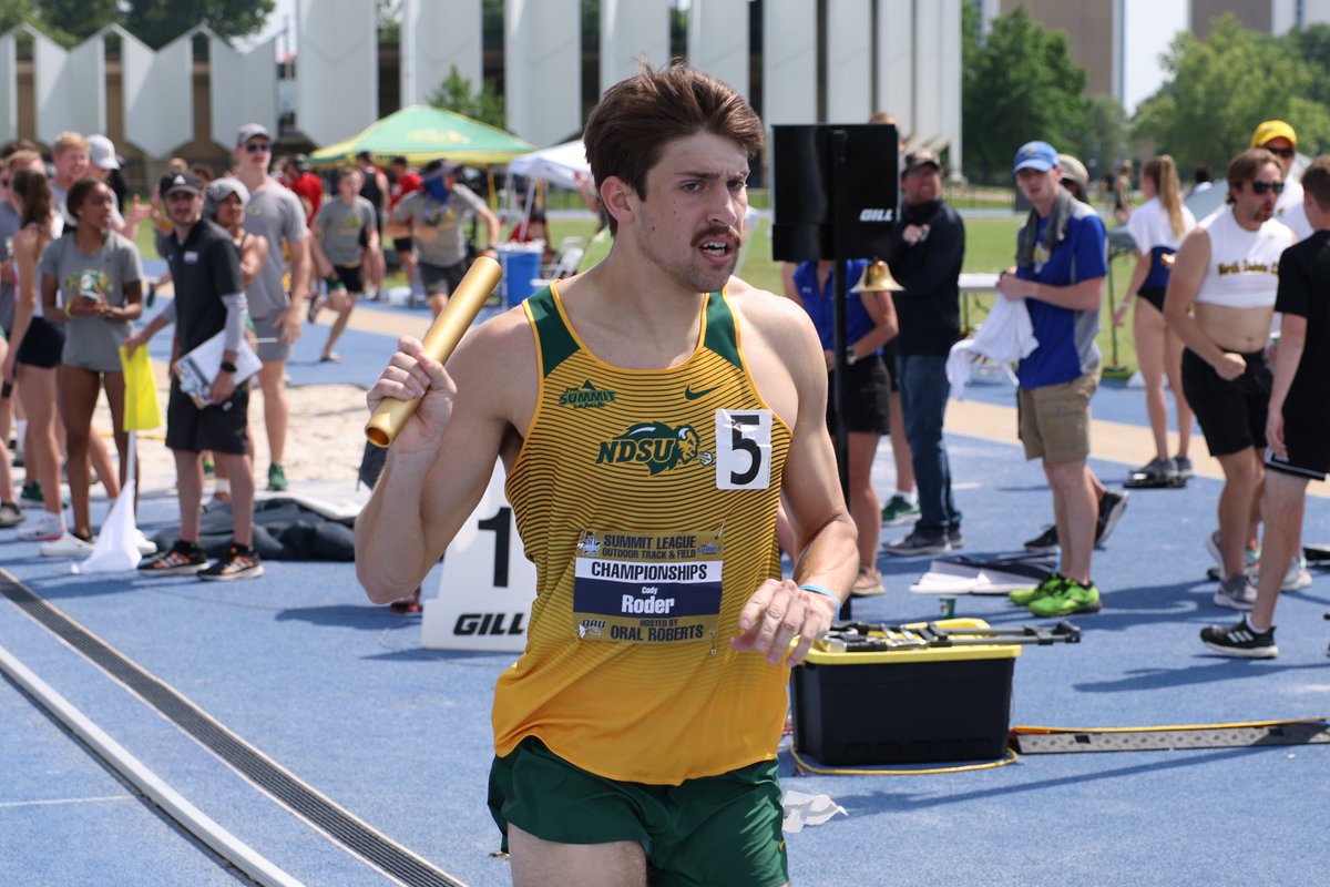 NDSUTrackField's tweet image. 🦬 NCAA Championships Qualifiers 🦬
⚡️ SCHOOL RECORD ⚡️

Adrian Harris, Jacob Levin, Jacob Rodin &amp;amp; Cody Roder have done it! 3:05.57 to shatter the school record in the 4x400m relay, punching their ticket to the NCAA Championships in Eugene!!!