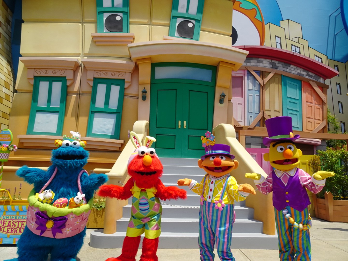 ひとみ78 5 28 11時05分回ラストワンショット クッキーモンスターエルモアーニーバート ユニバーサルワンダーランドイースターダンスアロング Nolimit 超元気特区 Usjファン Usjイースター T Co Inuolu0c4u Twitter