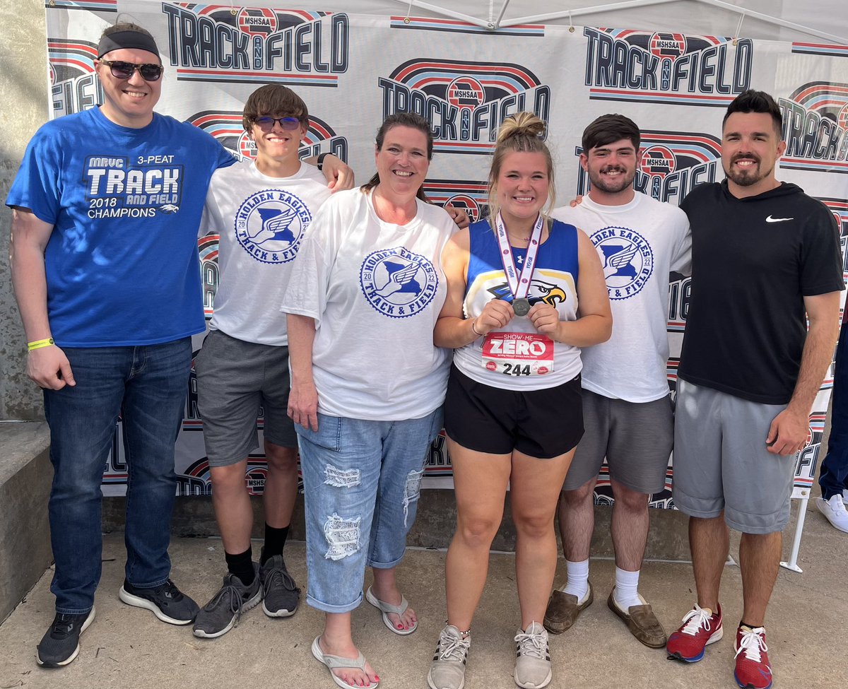 Congratulations to my sister Liz Stout for placing 2nd in Shot Put at State today! I’m so proud of you and all the work you’ve put in💙 
What a great way to end your senior year! Love you! 

 <a href="/lizstout1415/">Elizabeth Stout</a>