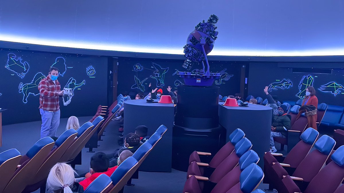 aaronmoon452's tweet photo. Throwback to when students were able to attend the ESSL after being away for a year! Glad they could explore the origins of prehistoric moments #LNES https://t.co/8wR3sPplf1