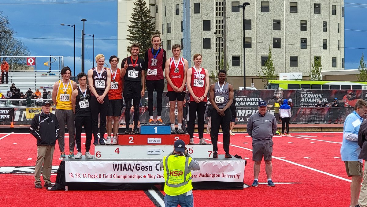 RHSGullsSports's tweet photo. @SeydelTre finished 2nd in the high jump with a jump of 6-1. Great job Tre'! https://t.co/1scdLXzoDL