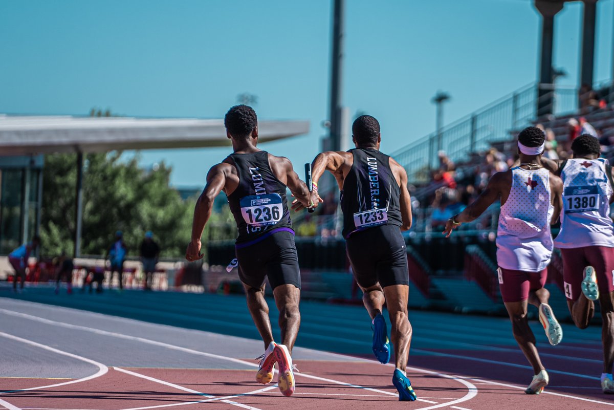 SFA_TFXC's tweet photo. Flat-out 𝙁𝙄𝙀𝙍𝘾𝙀 🔥

Jeremiah, Muzuri, Jonathan &amp; Joseph set a 𝙨𝙘𝙝𝙤𝙤𝙡 𝙧𝙚𝙘𝙤𝙧𝙙 in the 4x100 Relay clocking in at 39.10!

...to Nationals 🔜

#AxeEm x #RaiseTheAxe https://t.co/q00VYnZlF2