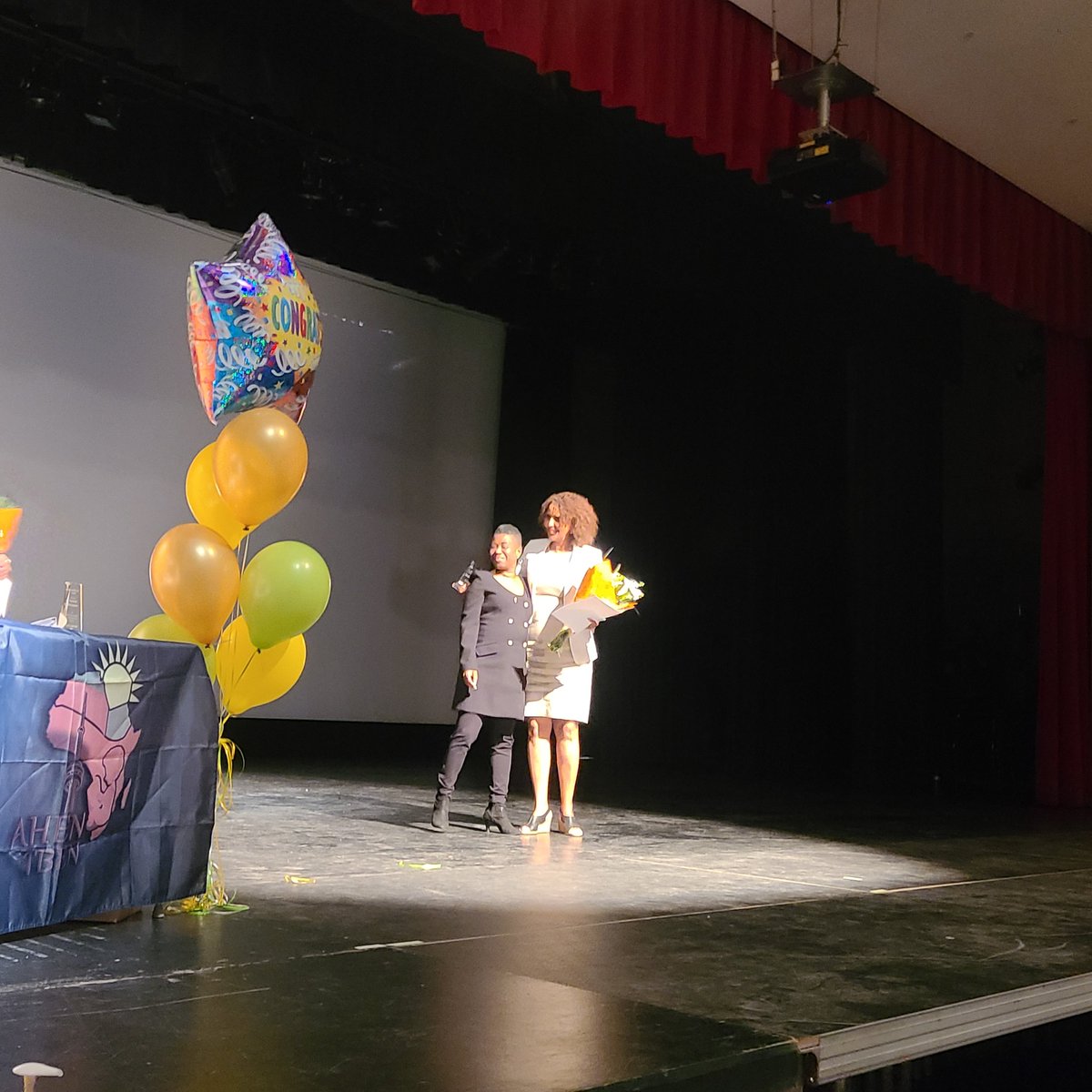 S. Elwin tweet media