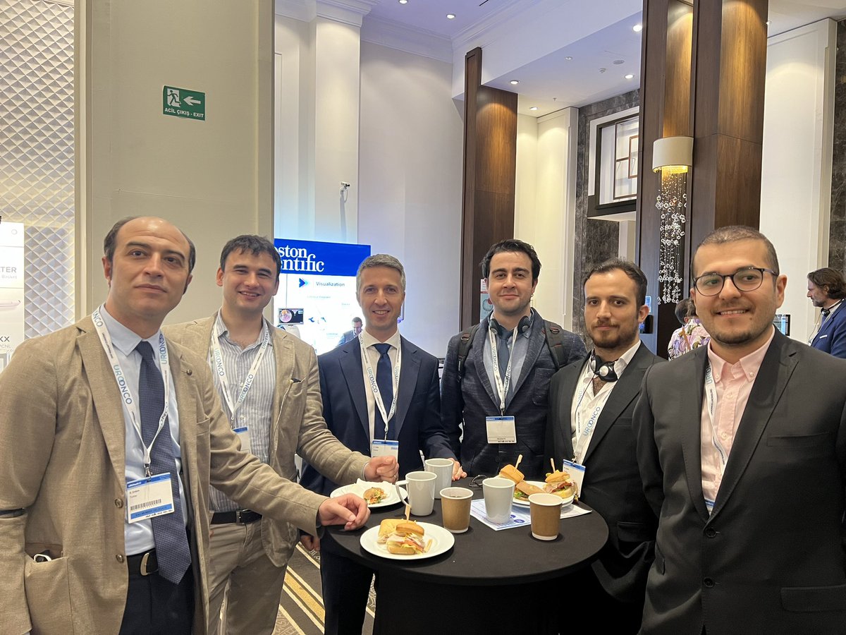 tzevattefik's tweet photo. The future of Urology @itfuroloji 
#UROtech22 https://t.co/WOg3KaS31b