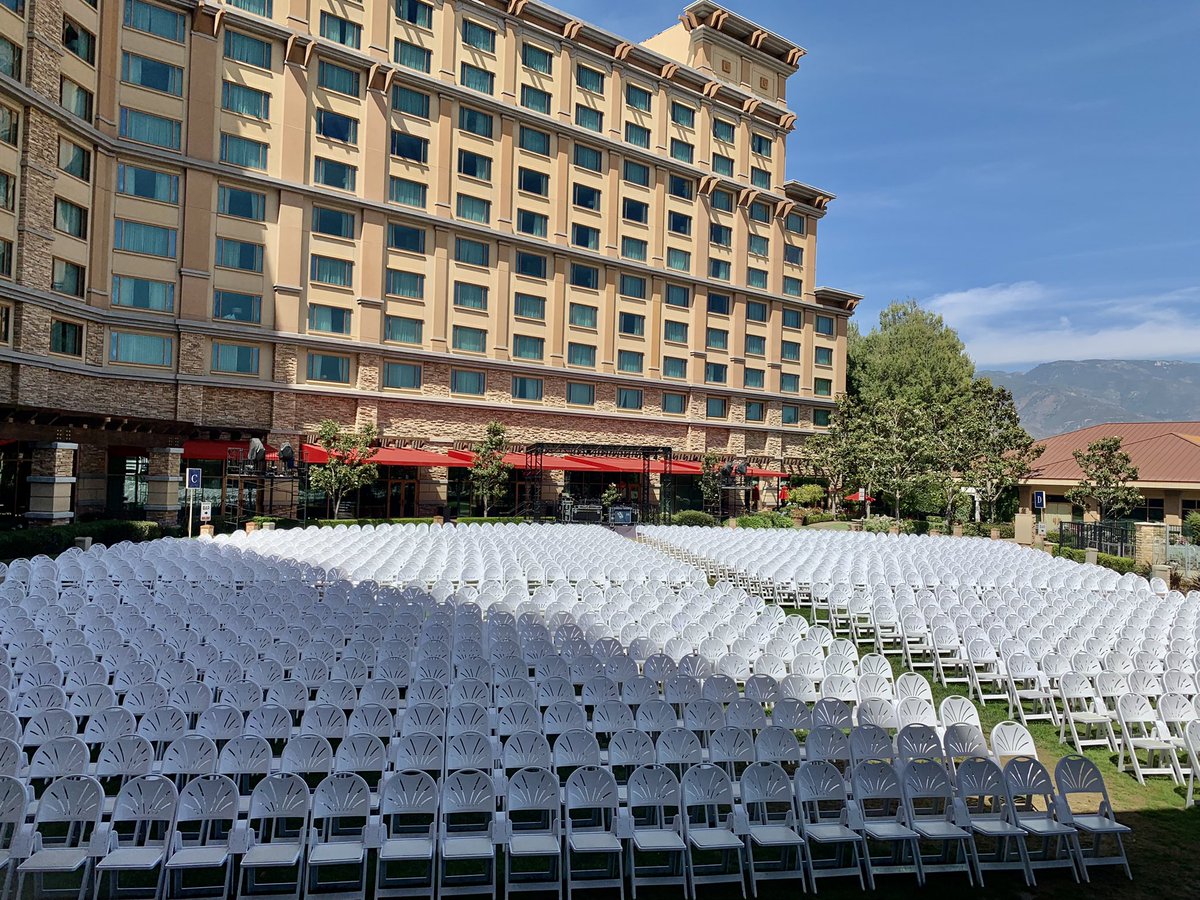 5 Things People Hate About casino