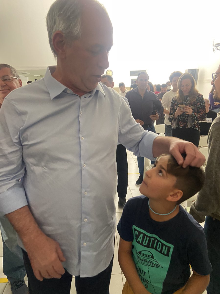 dieg0_hernandez's tweet photo. Emílio me pediu pra ver o @cirogomes hoje, estamos em Jundiaí junto dos amigos @aldorebelo @GersonSartori @antonionetopdt @elviscezar_ofc.
#PrefiroCiro #CiroemSp https://t.co/tJPYAGQsAP