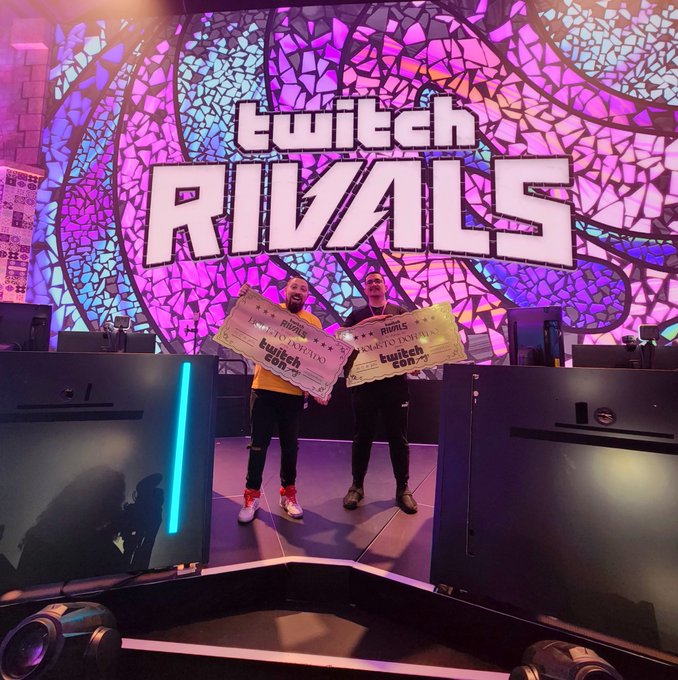 Watch Danyancat 🐰's leaked NSFW photo on TwXstars