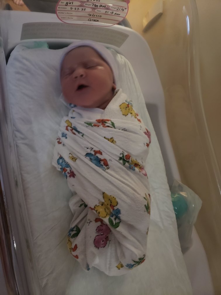 THDConnorCross's tweet photo. Had a longer than expected Friday! #GirlDad https://t.co/9vZTlKgnWR