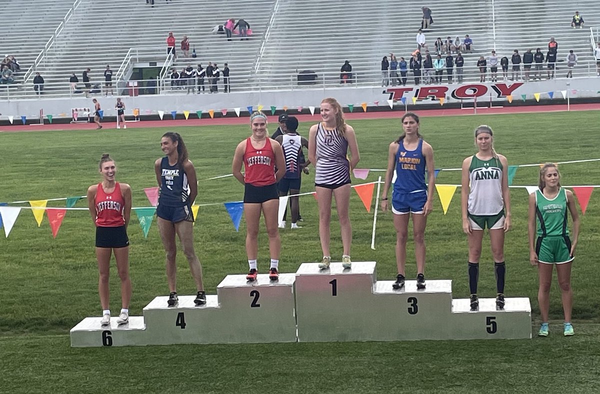 Lyv Lindeman punches her ticket to State finishing 2nd in the 110 Hurdles