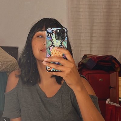 TheOneWithCats's tweet photo. A gazillion haircuts later. 

#NewProfilePic https://t.co/LegXH4NSyT