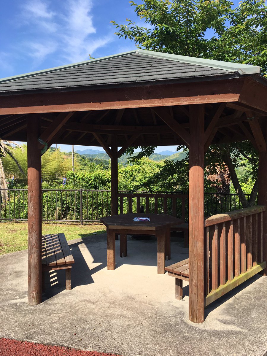 秋茜(九三式中練)／筋肉信者の 🐷 改め 🐮 tweet media