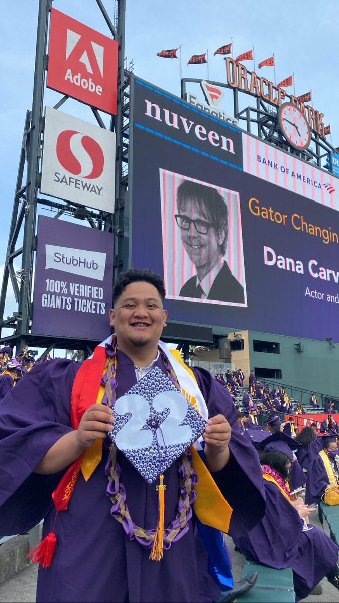 OGTandeezy's tweet photo. #sfsugrad https://t.co/YrBBlWiSIB