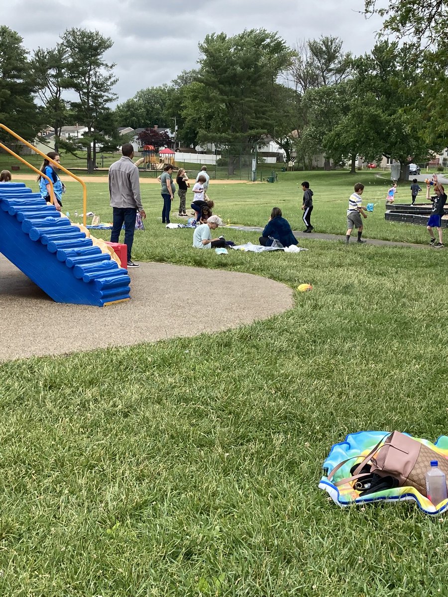First Grade Picnic! I didn’t get many pictures because I was busy having fun! It was great having so many families join us! #GoMarbrookDolphins @mayaaldas <a href="/MarbrookPrincip/">Maribeth Courtney</a>