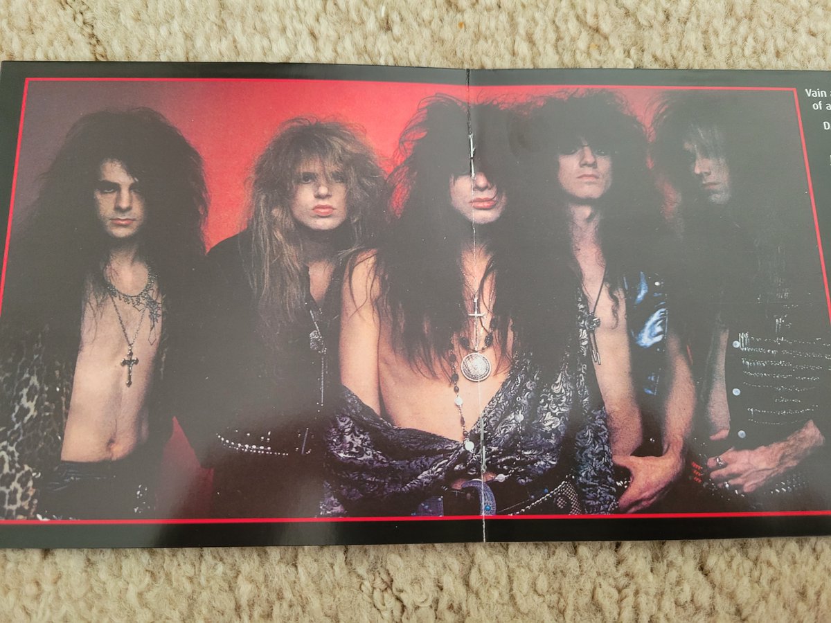 TheRockDude99's tweet photo. @DavyVain Listening to VAIN - NO RESPECT ... 1989 #vain #davyvain 🤘🎸🎶😎❤️ @priyapandaxo @RockLovesMe2 https://t.co/ZTb9iMFQ7G