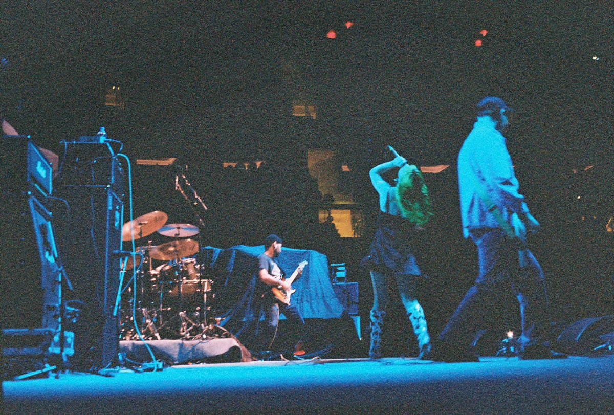ComplainyBitch's tweet photo. Scowl 🌼
Madison Square Garden, NYC https://t.co/ILooHd5mQ4