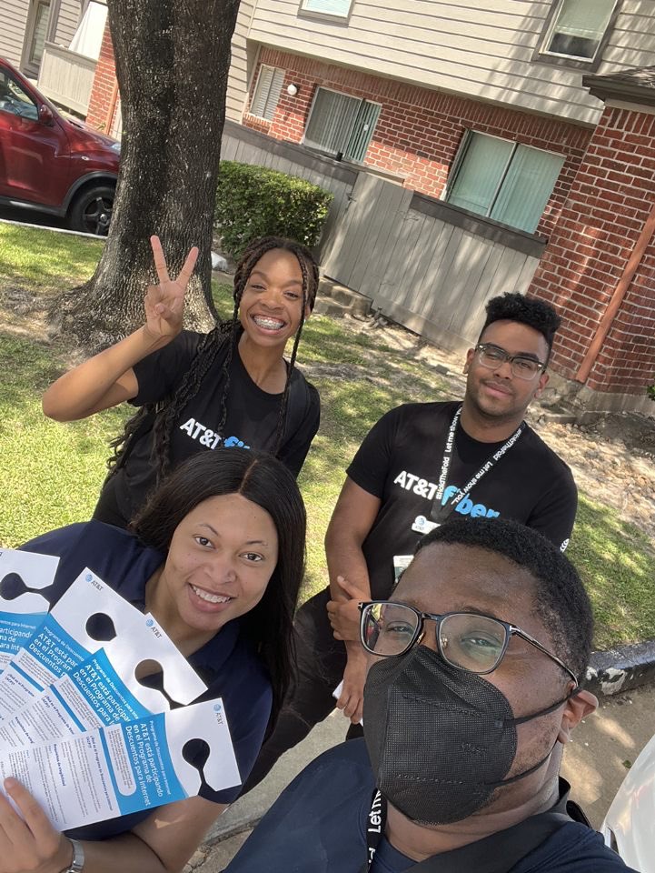 kirsten_peavey's tweet image. Prime Royal Oaks &amp;amp; Stonegate team up for #FiberFriday 🔥👏🏻 🤑 
#STXfiberflex #PrimeTime @JohnFar97994380 @VictorMor_ @AkbarPRIME1 @STXSpeedsetters