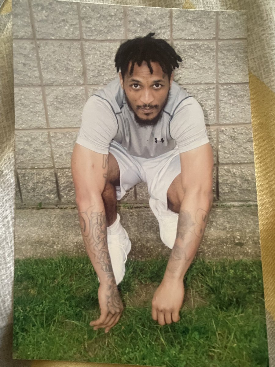 BallBeezy's tweet photo. Be home soon 🦍 https://t.co/8Summk4rK1