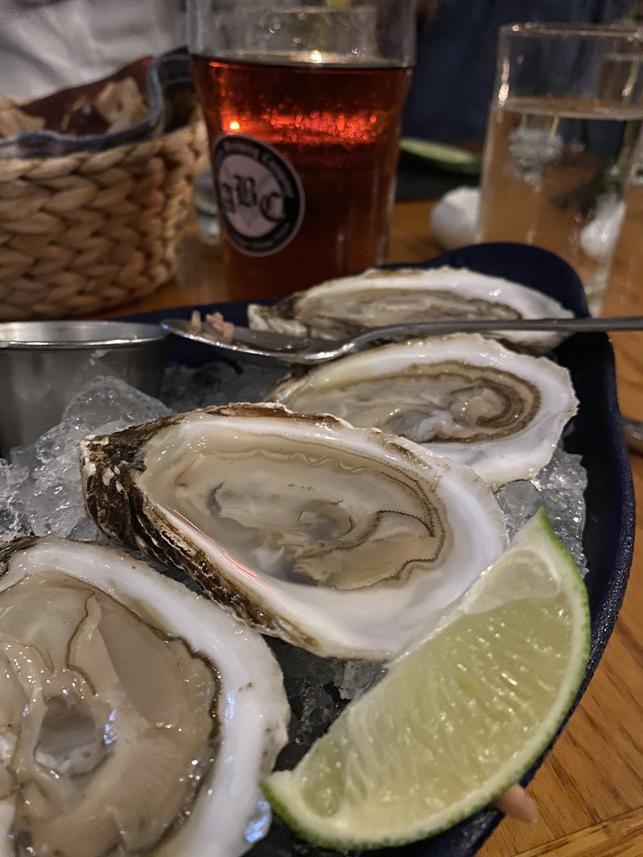 ppsantyago's tweet photo. Yes I am an ID physician who eats raw and drinks beer. 

How’s your Friday going? https://t.co/WiU97kGWG4