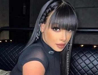 SIN24Horas's tweet photo. Yailin 'La Más Viral' entra oficialmente a la lista de Los 50 Más Bellos. #NoticiasSIN #Yailin #50MásBellos #PeopleenEspañol 

Más detalles en nuestro portal https://t.co/Ovpz0o2vQa

https://t.co/Pq0rNh5wry https://t.co/QefSKmYnJC