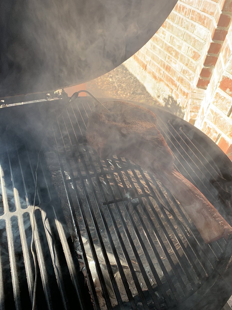 graveytrain65's tweet image. Good evening y’all. We have started our Memorial Day weekend with our kids and grandkids with swimming and grilling.Did a reverse sear using post oak, hickory and cherry on this cowboy. Steak and it melted in our mouth🇺🇸🇺🇸🇺🇸@KossSauce @GardnerKatyg8 @br_ander21