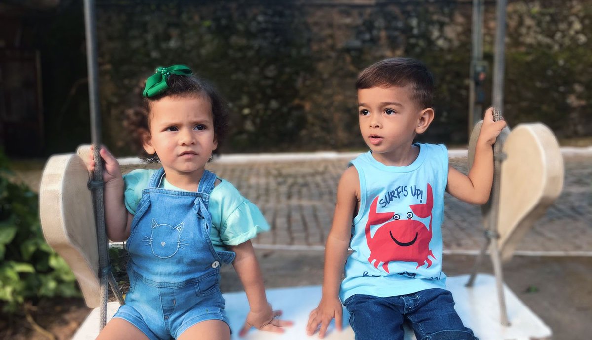 Aidaemerickk's tweet image. Com a Blogueirinha @hellena.Regly
Inspirado no mês do dia dos namorados❤️
#digitalinflencer #modelokids #miniensaio #principe #princesa