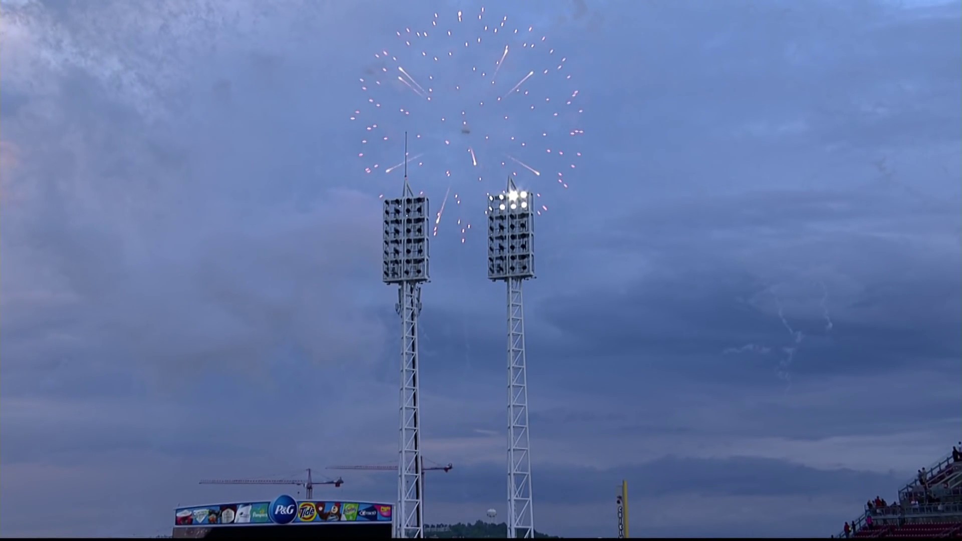 SF Giants on NBCS on Twitter "Pregame fireworks in Cincinnati? 😂 https