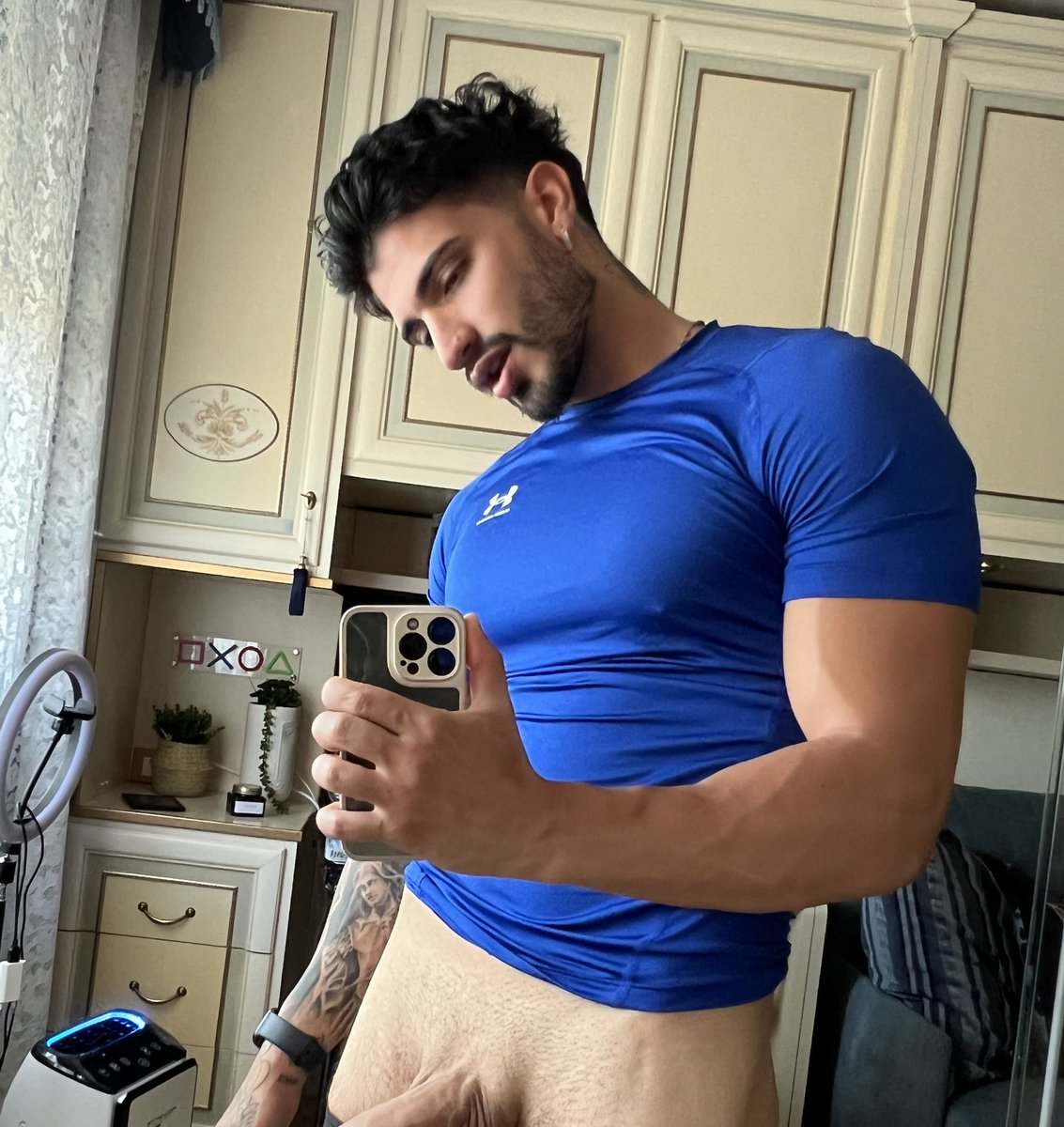 Manny HP on X: Full pic on my Onlyfans and more spicy things 😋  t.cod0pFUCDesU  X