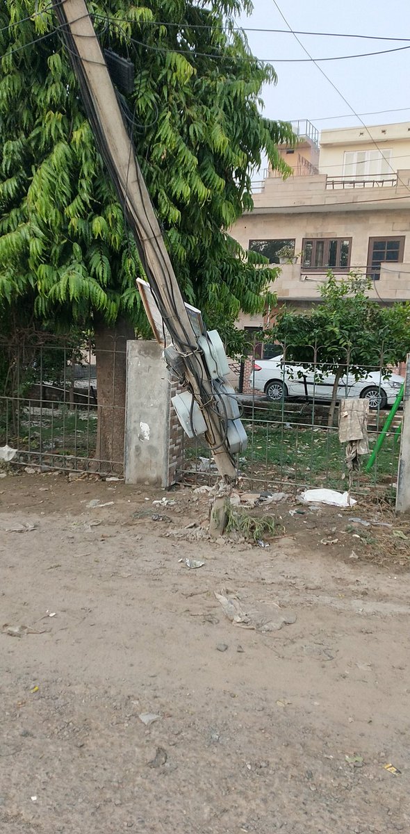 Sector-49@SainikColony_Faridabad tweet media