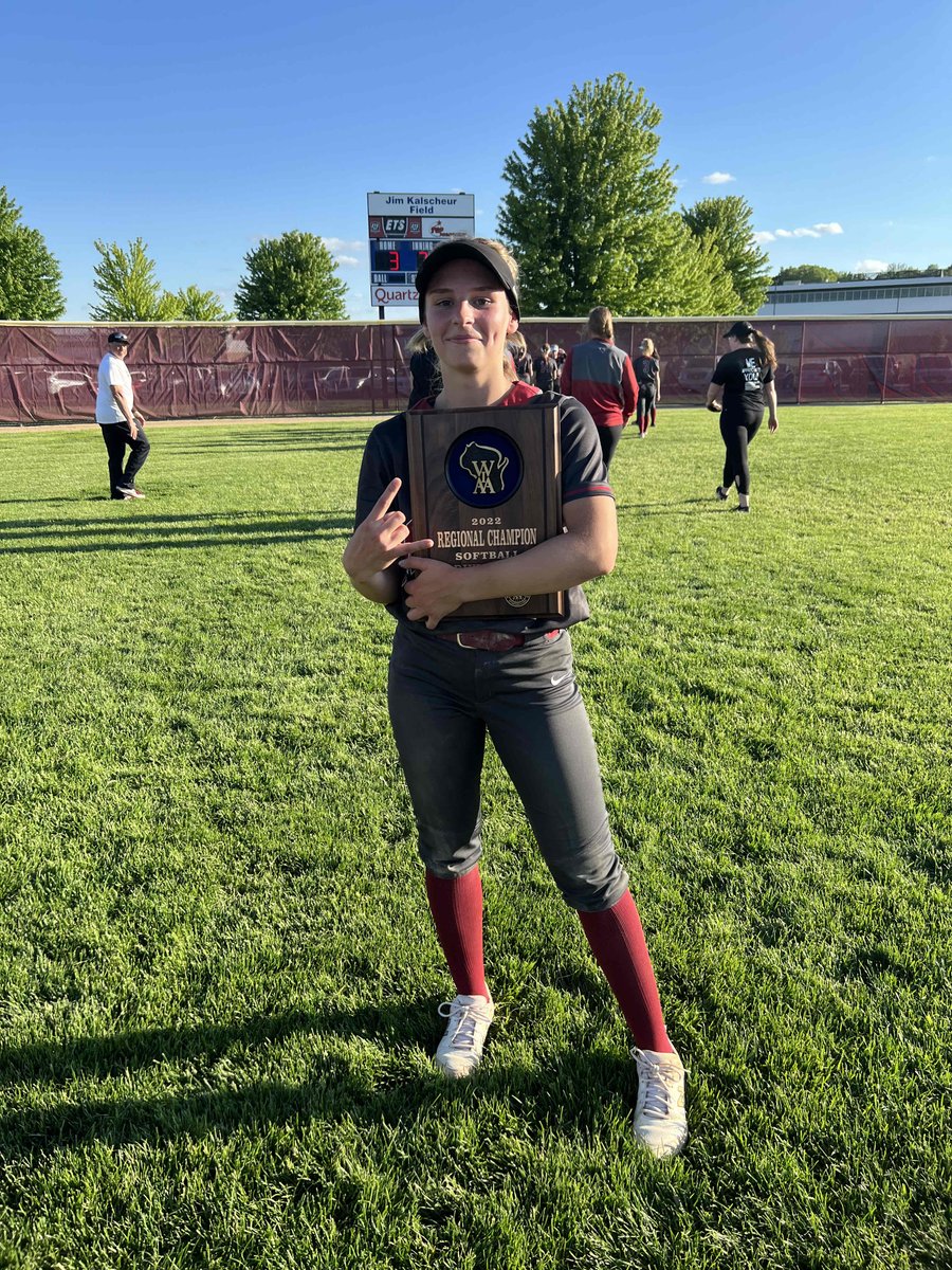 🚨 CARDS WIN 🚨

FINAL: MID 4, VER 3

The Cards down the Cats and claim THE REGIONAL FINAL for the first time in 8️⃣ years. Redders and Cochrane chip in ✌🏼 hits apiece; Zimmerman adds a pair of RBIs to seal the deal.

The Cards face Monona Grove on Tues (5/31).

#GoCards | #WeFly
