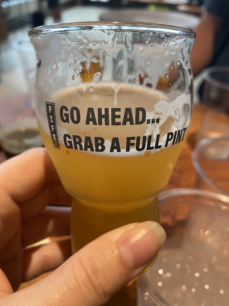 klawhite's tweet photo. Soooo much good food in Charleston this weekend! 🥗 #fifestreetbrewing #adelphia #blacksheep #charlestonwv https://t.co/syHXzrTlNf