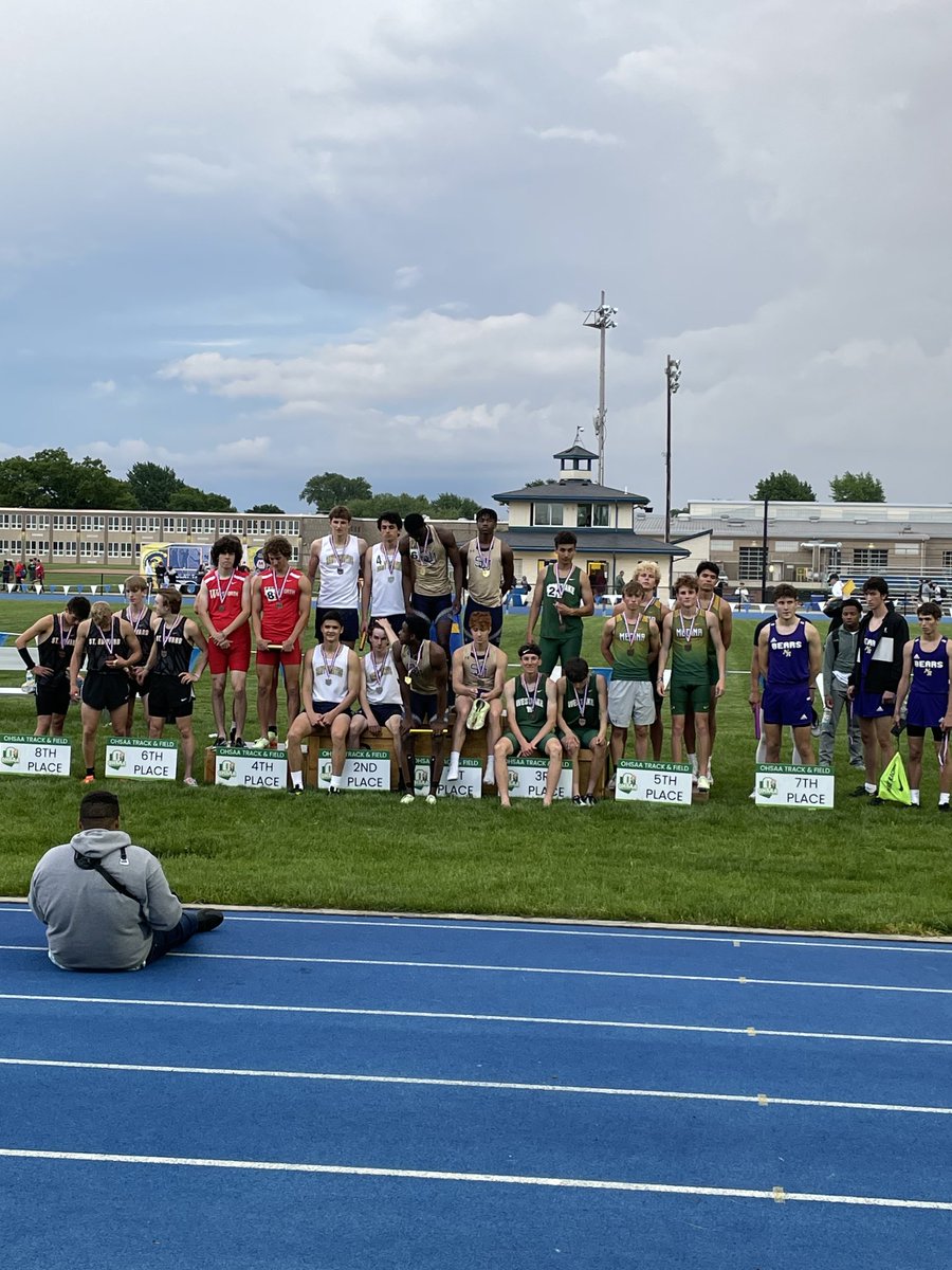 4x400m relay takes 5th at the regional championships with a time of 3:24.12