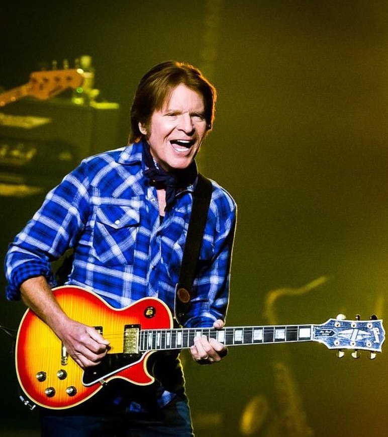 Happy 77 birthday to the legendary Creedence Clearwater Revival guitarist and vocalist John Fogerty! 