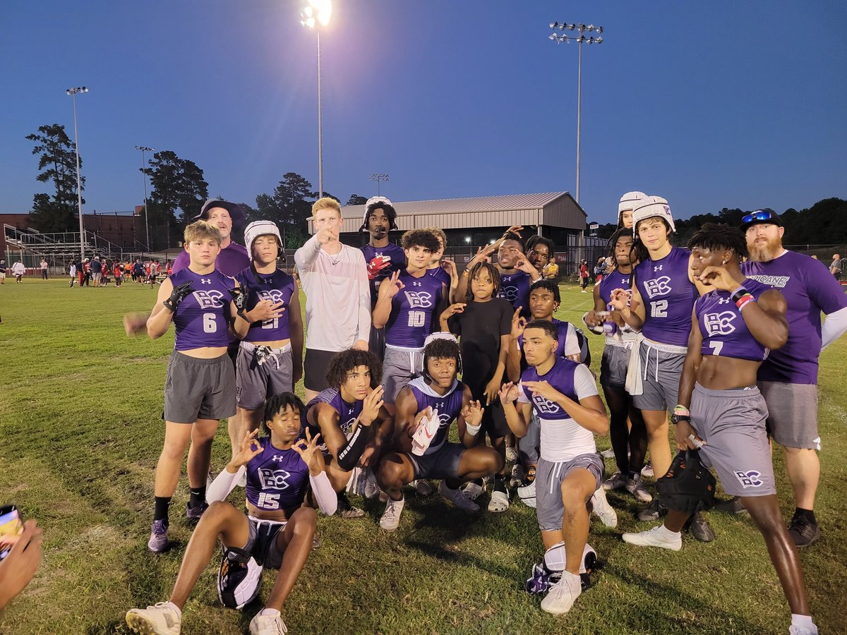 TXHSFB's tweet photo. The Klein Cain Hurricanes qualify for @Texas7on7 State.

#txhsfb https://t.co/KfYuWSsHDa