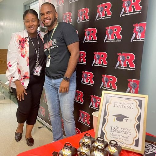 A  round of applause for this dynamic duo — my niece, Diamante, a school counselor, and social worker Ozzy. 👏👏 

Next week, nearly 140 of their Reading Virtual Academy students will graduate from RHS.  What an amazing accomplishment!  1/2 🎓❤️🖤 #RSDproud
