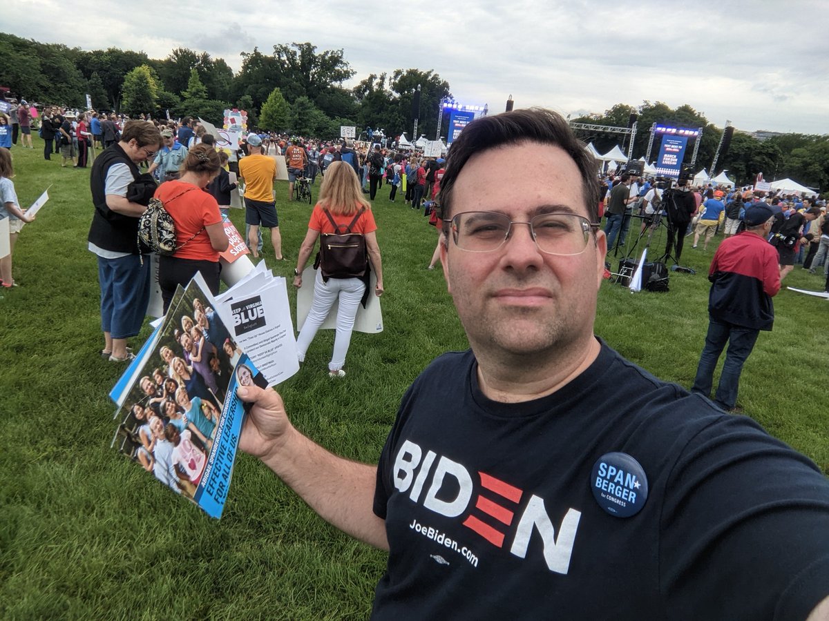 The @KeepVABlueCrew is recruiting volunteers to work with <a href="/swingleft/">Swing Left</a> to re-elect pro-gun safety advocates like <a href="/SpanbergerVA07/">SpanbergerVA07</a> and <a href="/ElaineLuriaVA/">Elaine Luria</a> at <a href="/AMarch4OurLives/">March For Our Lives</a> in DC!

#MarchForOurLives #MarchForOurLivesJune11