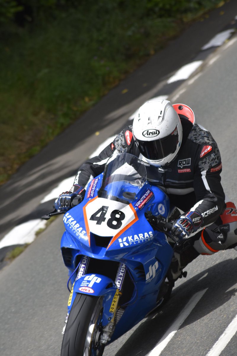 MP94Tom's tweet photo. Final race day and all the boys did well. A bit windy though! @ttracesofficial @MiloWardRacing @Robhodson44 @GIrwinRacing @DomHerbertson @RCExpressRacing @HondaRacingUK @motorbikepod https://t.co/H4gZPw4R57