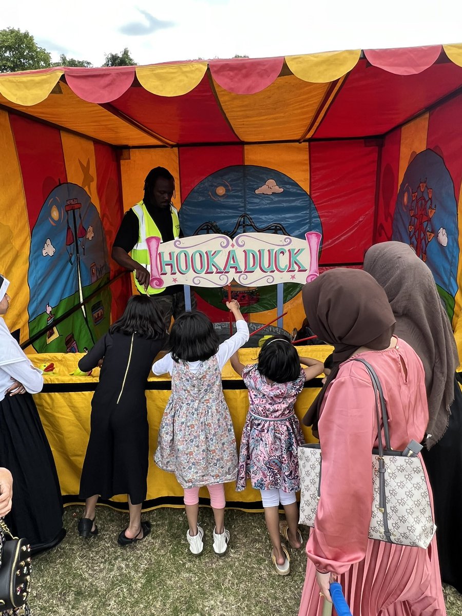 Some snapshots from today at the Festival of Communities in Stepney Green Park. It’s been so nice and busy, we can’t wait for tomorrow!! #FestivalofCommunities #qmul <a href="/TowerHamletsNow/">Tower Hamlets Council</a> #THevents <a href="/QMUL/">Queen Mary University of London</a>