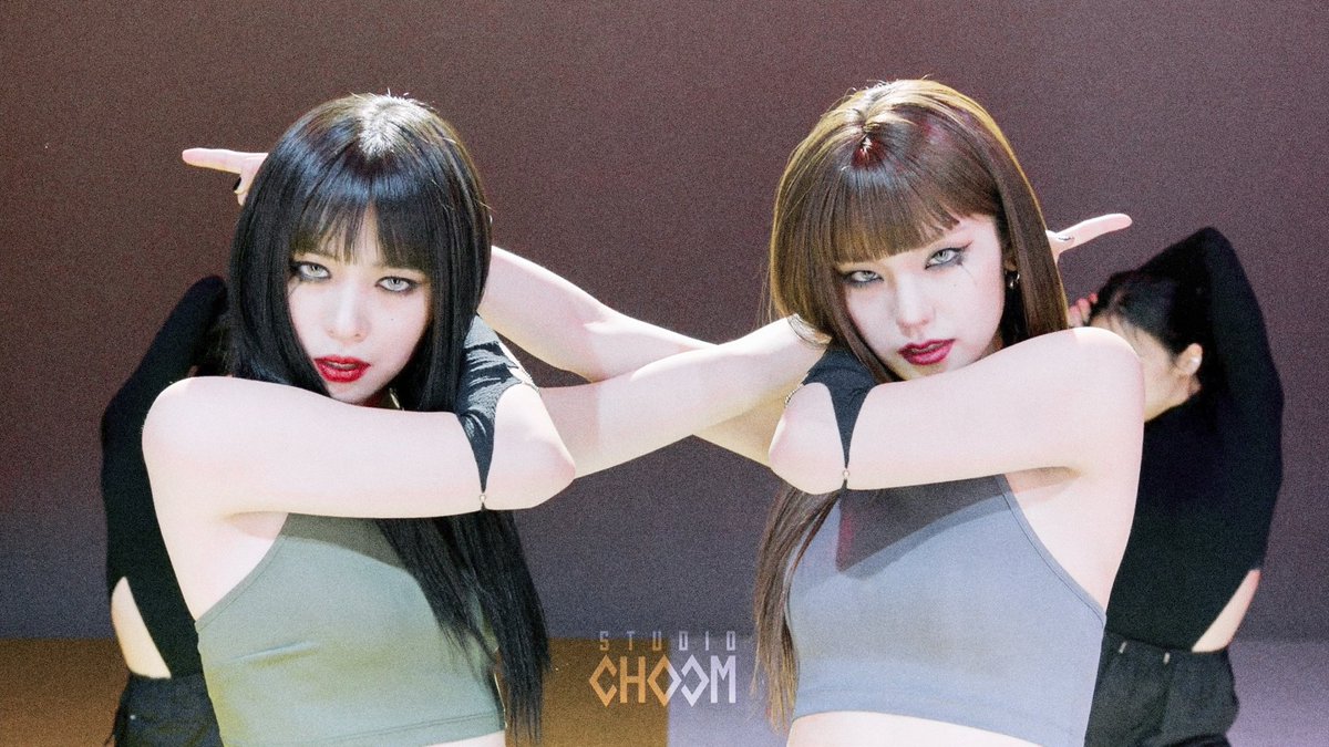 MAINSLAYEJI's tweet photo. ㅤ 

 ㅤㅤ𑁯 𝗕𝗥𝗘𝗔𝗞𝗜𝗡𝗚 𝗬𝗢𝖴𝖱 𝖧𝖤𝖠𝖱𝖳... 𓄹𓈒
 ㅤㅤ             ㅤ𝗠𝗔𝗗𝖤 ҂ 𝖨𝖳!
 ㅤ    
una magnifica occasione con una magnifica ragazza al mio fianco ♡
il nostro 𝗠𝗜𝗫&amp;𝗠𝗔𝗫 è ufficialmente su 𝗬𝗧!
fateci sapere cosa ne pensate! 𓁹

https://t.co/Fte7lqzyZI https://t.co/pCBjyyH2fF