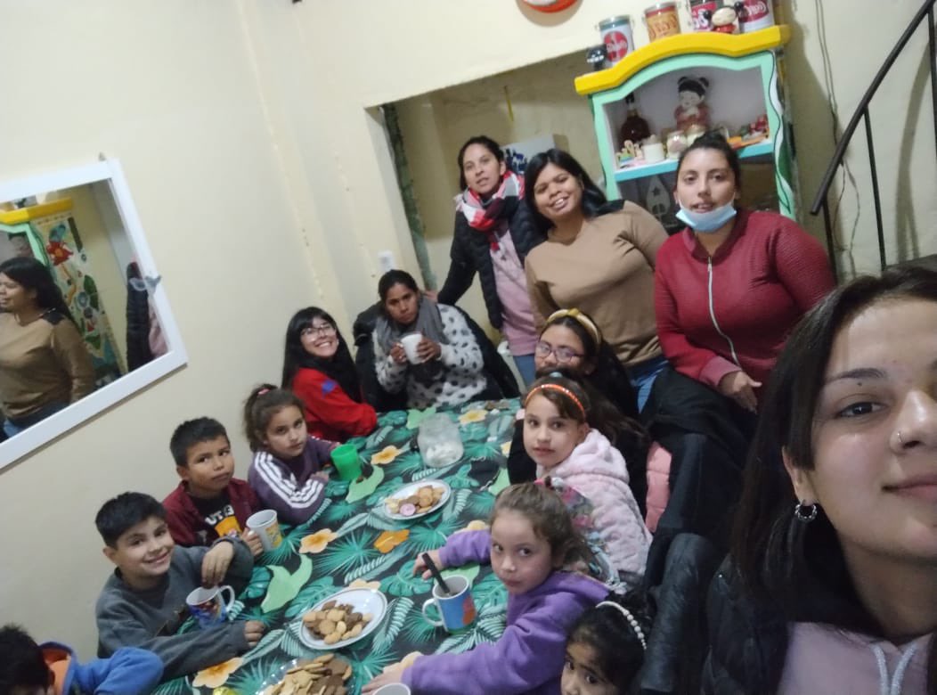 LibresTeSI's tweet photo. AYER EN YO SI PUEDO 2.0 REALIZAMOS EL PROYECTO DE ACOMPAÑAMIENTO EDUCATIVO #EDUCACIONPOPULARYCULTURA #BARRIODEPIE #LIBRESDELSUR #LaCava https://t.co/WH7Sc6Defw
