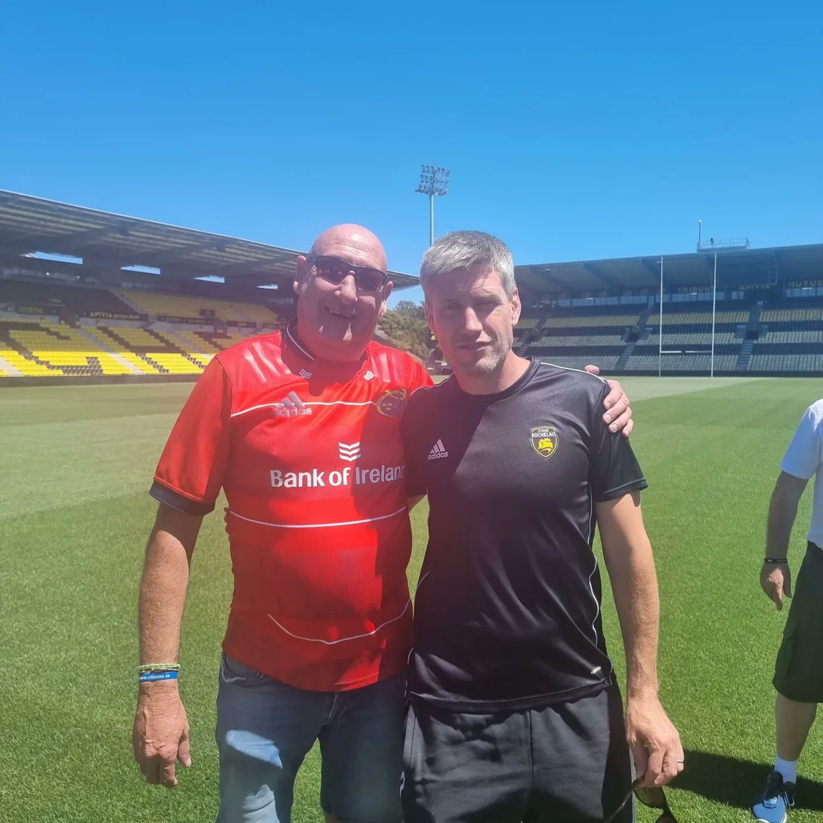 adefb3eb8e654e1's tweet photo. It was a pleasure to meet this man yesterday @RonanOGara10 https://t.co/Yaju8suJZC
