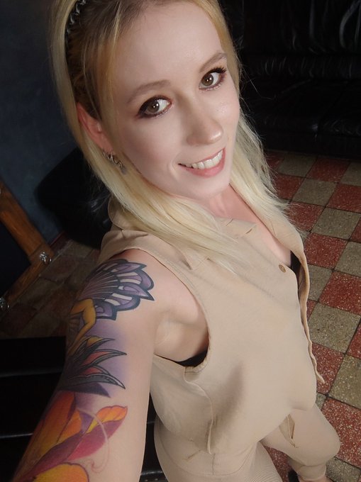 Hello guys 💋 Join now ➡️ https://t.co/Fjuh9NV23Y  don't forget to look around here too➡️ https://t.co/9MMhVaF1mO<a href="/tag/bdsm"class="tags"><span>#bdsm</span></a><a href="/tag/follow"class="tags"><span>#follow</span></a><a href="/tag/sexy"class="tags"><span>#sexy</span></a><a href="/tag/tattoo"class="tags"><span>#tattoo</span></a><a href="/tag/blonde"class="tags"><span>#blonde</span></a><a href="/tag/fetish"class="tags"><span>#fetish</span></a><a href="/tag/smiley"class="tags"><span>#smiley</span></a>