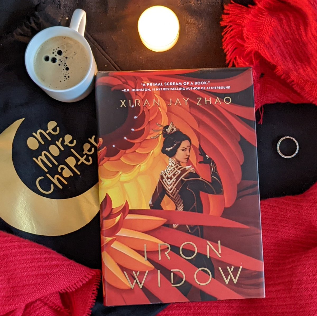 FlikReads's tweet photo. 47 pages into @XiranJayZhao #IronWidow and all I can think is... Why didn't I start sooner?

#whateverathon #hostfave https://t.co/JslhjX47yW