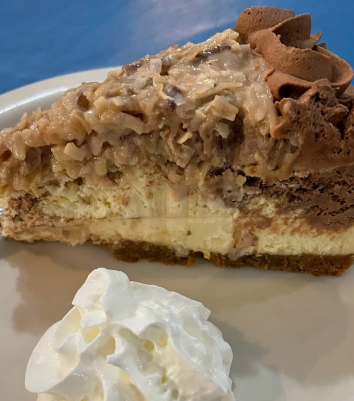 hausmurphys's tweet photo. Come celebrate #NationalGermanChocolateCakeDay with a slice of our decadent German Chocolate Cheesecake! 🍫🥥
-
https://t.co/UWmZtOcgw2 | 623-939-2480
-
#HausMurphys #GlendaleAZ #Arizona #GermanCuisine #OpenWeStand #GlendaleArizona
📷: @Shanelle S https://t.co/jl7lbVUvn9