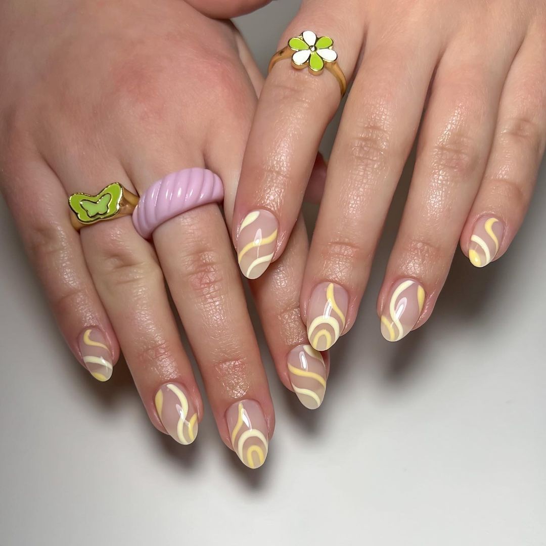 OPI_PRODUCTS's tweet image. This yellow and negative-space nail art will rock your swirl! 💛

By: @nailsbytaylorjustine on IG

bit.ly/3xG8tiZ

Shades: #PutItInNeutral, #MeetABoyCuteAsCanBe, and #BeeHindTheScenes

#OPI #OPIObsessed #ColorIsTheAnswer #SummerMani #SummerNails #SummerNailArt #NailArt