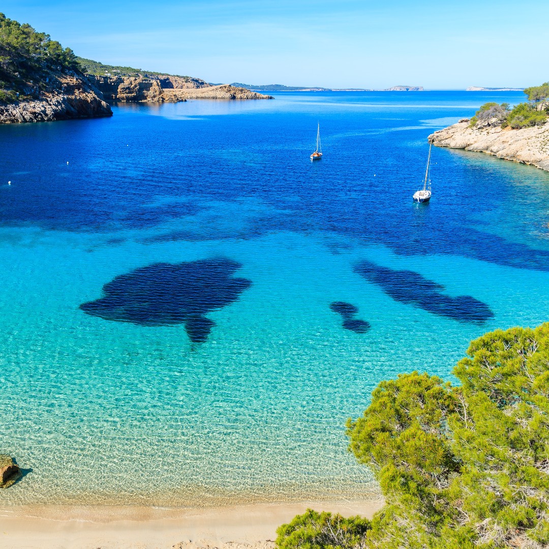 The famous party island has a whole other side where wellness and nature are celebrated - discover Ibiza in #WomansWay now ☀️ #ibiza #wellness #travel