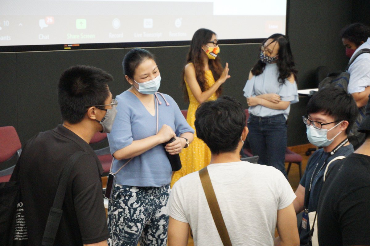 lkcnhm's tweet photo. Last month, LKCNHM hosted a seminar/webinar titled ‘Singapore’s Natural Heritage: Are We Doing Enough to Safeguard its Future?’ We would like to thank our panellists for an engaging discussion and to everyone who participated! #SHF2022
Watch here 🔗: https://t.co/GrEz5lW5Hz https://t.co/VyHs4DgZ6s