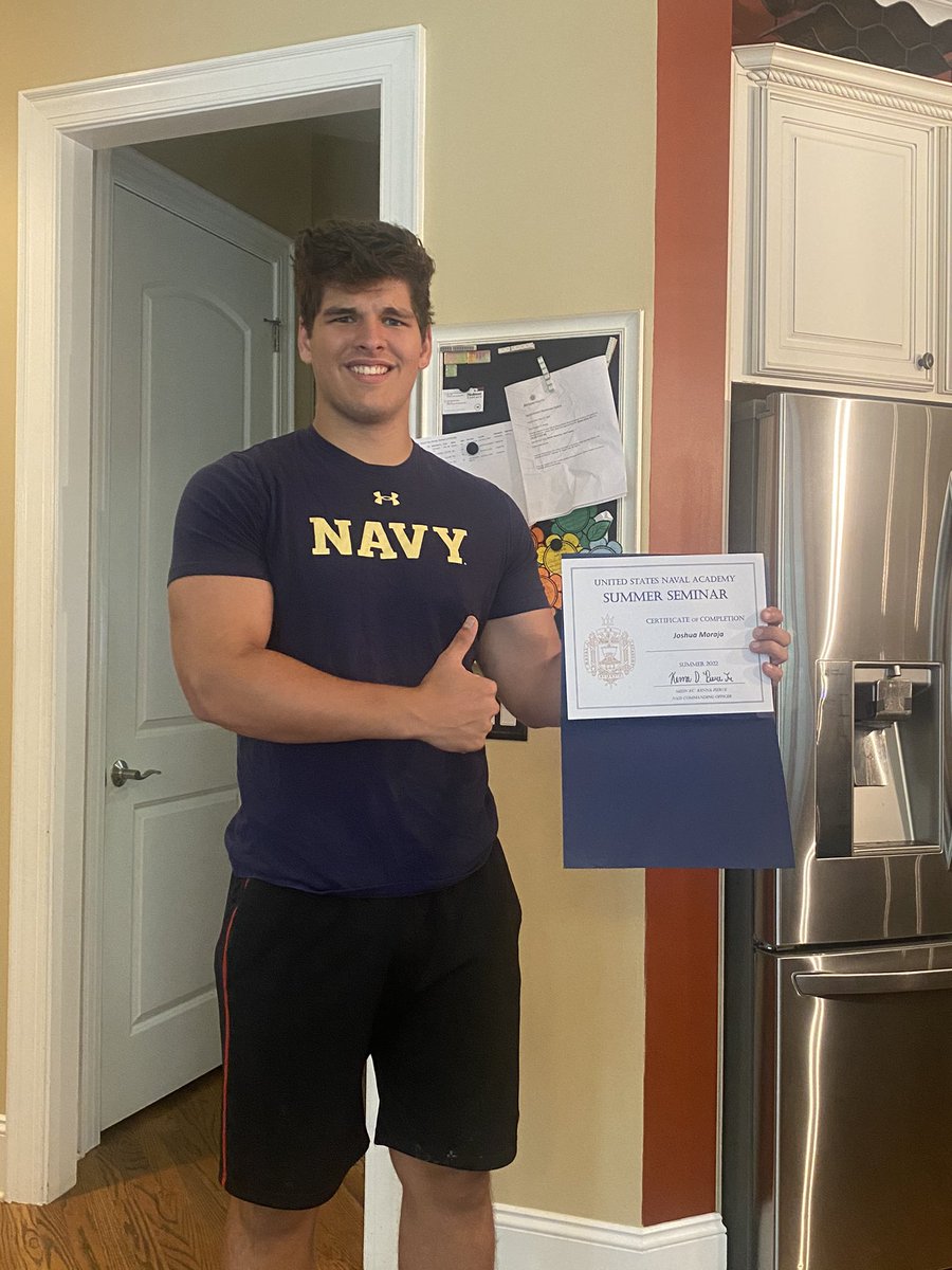 JoshMoraja's tweet photo. I am very grateful to have been given the opportunity to attend the US Naval Academy Summer Seminar! It was an amazing experience! @NavalAcademy @NavyAthletics @NavyFB https://t.co/MWhCq5fcWd