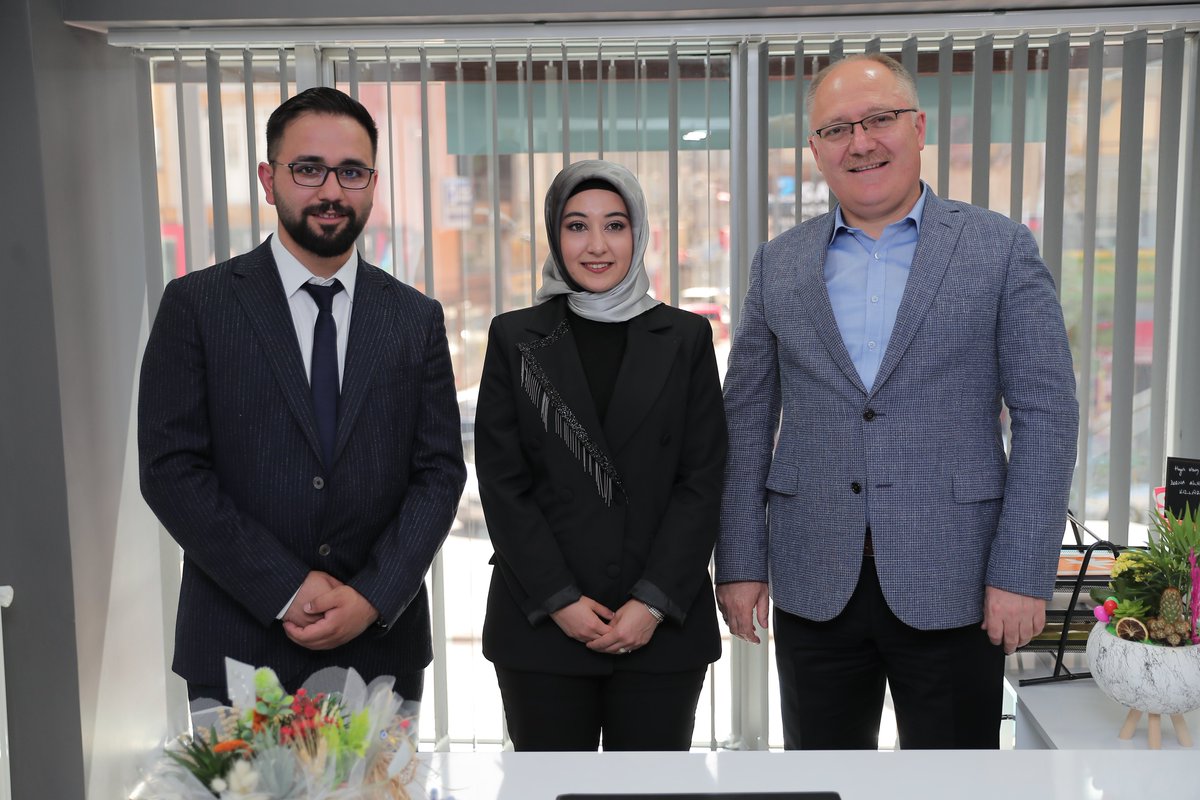 sivasbeltr's tweet photo. Başkanımız Hilmi Bilgin, Diş Hekimi Feyza Durna Dama’nın özel diş kliniği açılışına katılarak hayırlı olsun temennisinde bulundu. https://t.co/NYghF6YMT2