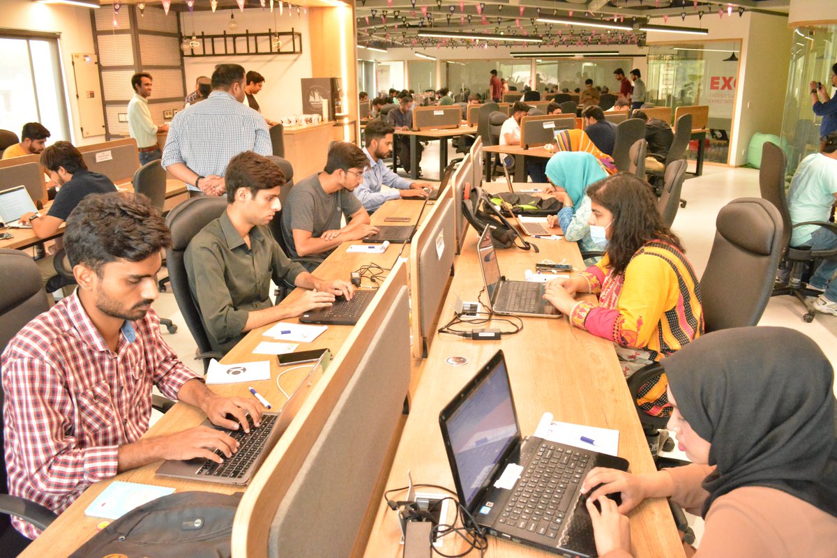 10PUniversity's tweet image. 👨💻 Let’s code!
Game of Codes, an on-site #SpeedProgramming Coding #competition was held in Lahore earlier today. Coding enthusiasts competed against each other to crack thrilling #coding challenges presented to them in the quickest time possible.
Check out some shots below!